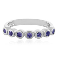 Anello in argento con Tanzanite